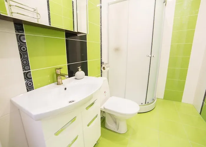 Apartamento Miskevycha Square Apartment- 2 Minutes To The Opera House And Market Square